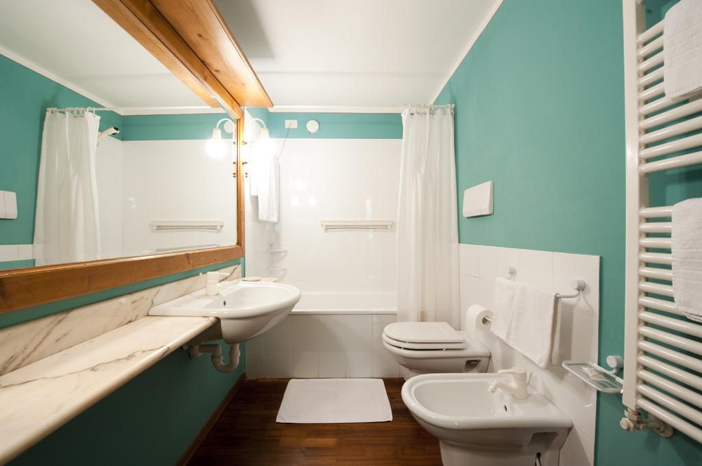 Holidays Dolomiti Apartment Resort Каризоло Экстерьер фото