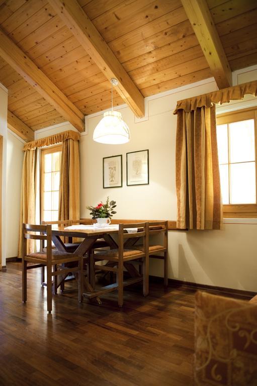 Holidays Dolomiti Apartment Resort Каризоло Номер фото