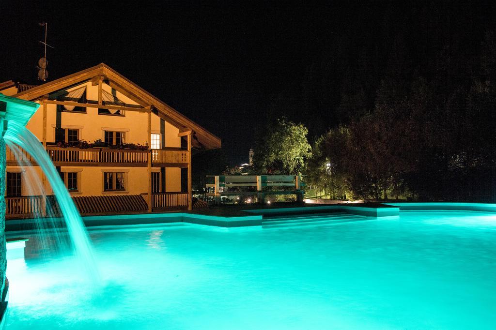 Holidays Dolomiti Apartment Resort Каризоло Экстерьер фото