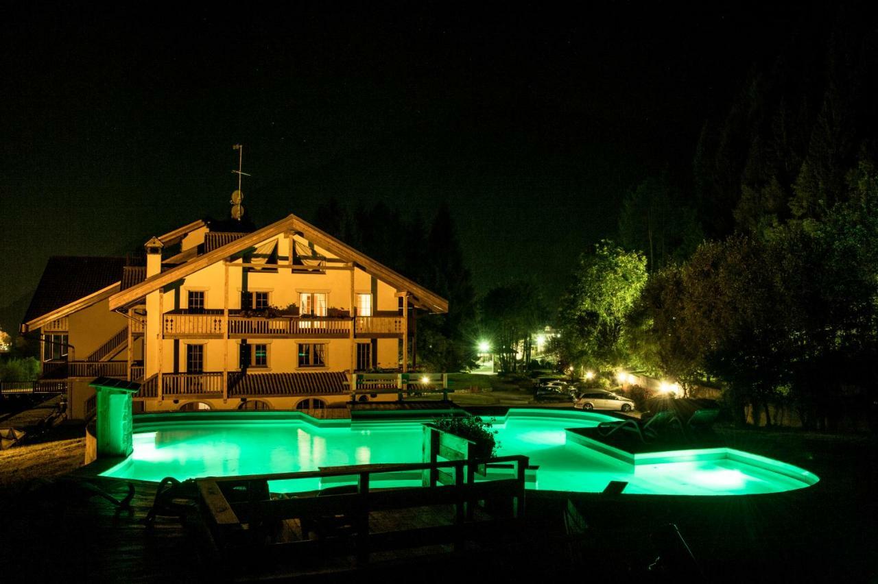 Holidays Dolomiti Apartment Resort Каризоло Экстерьер фото