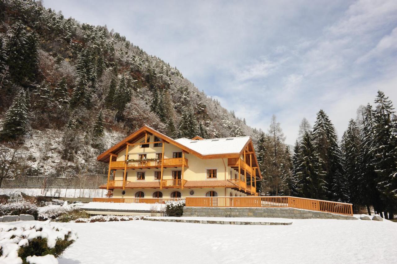 Holidays Dolomiti Apartment Resort Каризоло Экстерьер фото